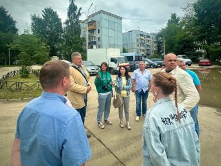 Янино избавится от стихийной свалки: новая парковка вместо мусора