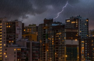 В Петербурге объявлен жёлтый уровень погодной опасности из-за дождей